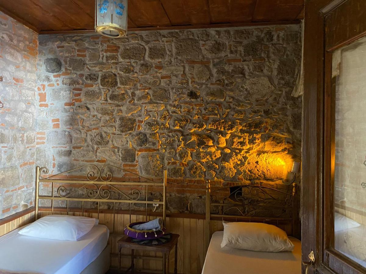Pergamon Pension Bergama Eksteriør bilde