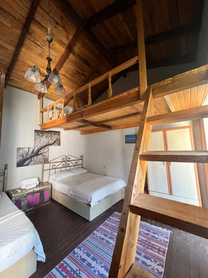 Pergamon Pension Bergama Eksteriør bilde
